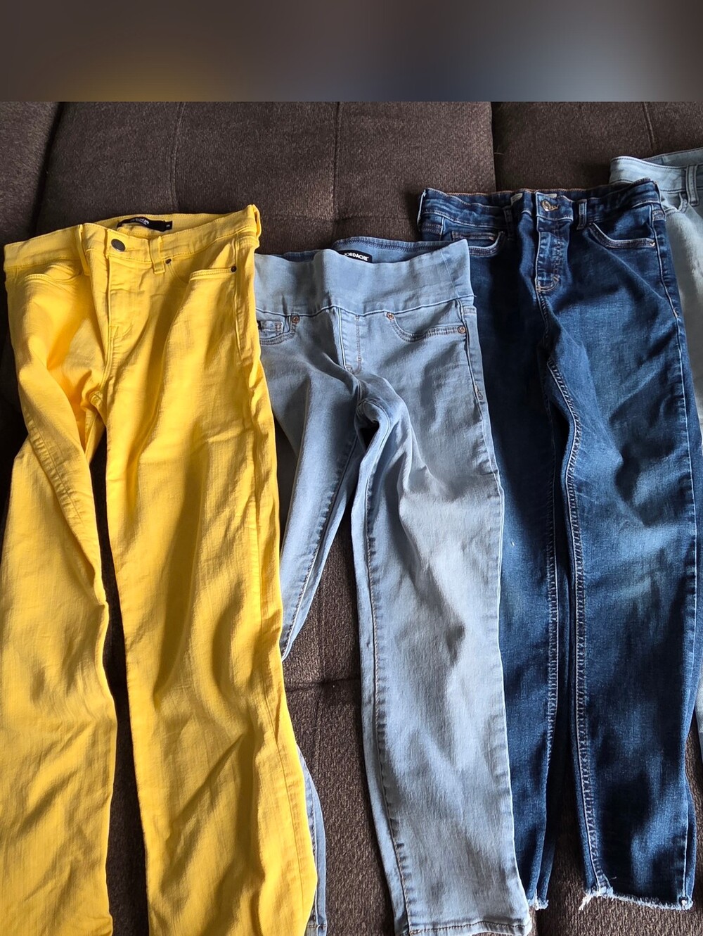 Various Jeans In Size 26/small. - Picture 6 of 7